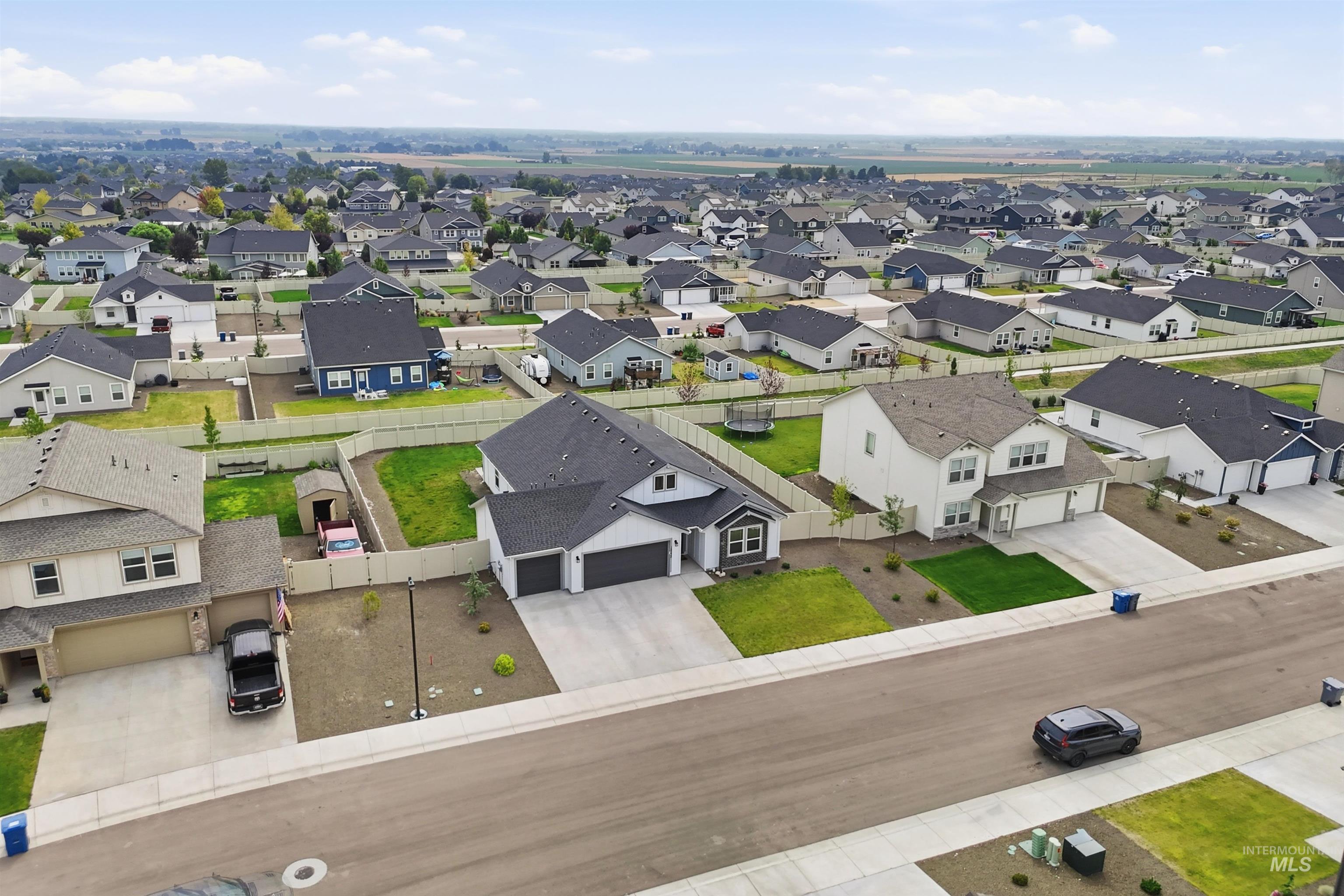15332 Arcus Way, Caldwell, Idaho 83607, 3 Bedrooms, 2 Bathrooms, Residential For Sale, Price $460,000, 98997522