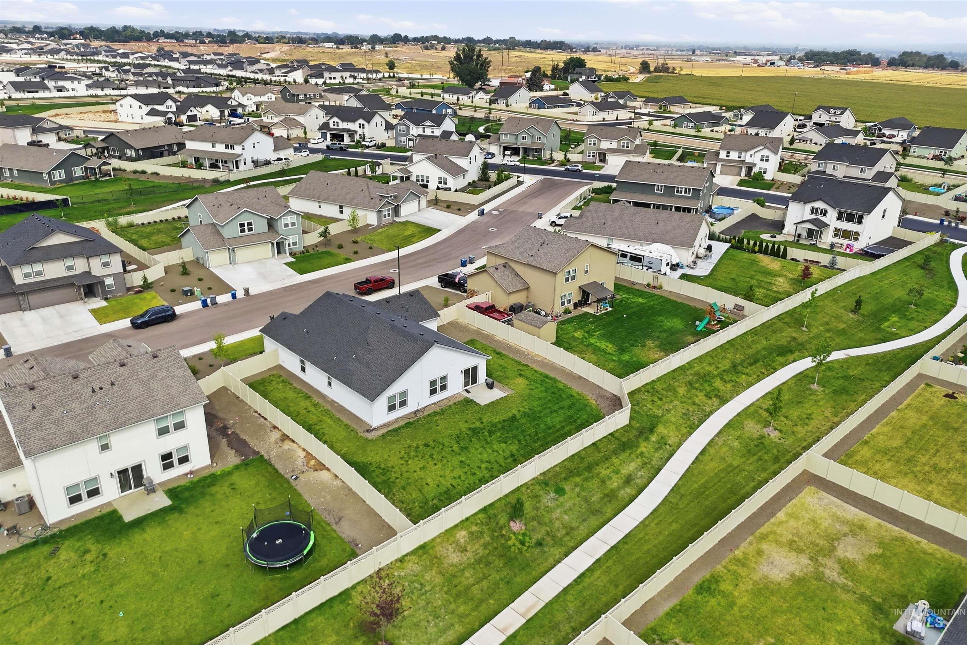 15332 Arcus Way, Caldwell, Idaho 83607, 3 Bedrooms, 2 Bathrooms, Residential For Sale, Price $460,000, 98997522