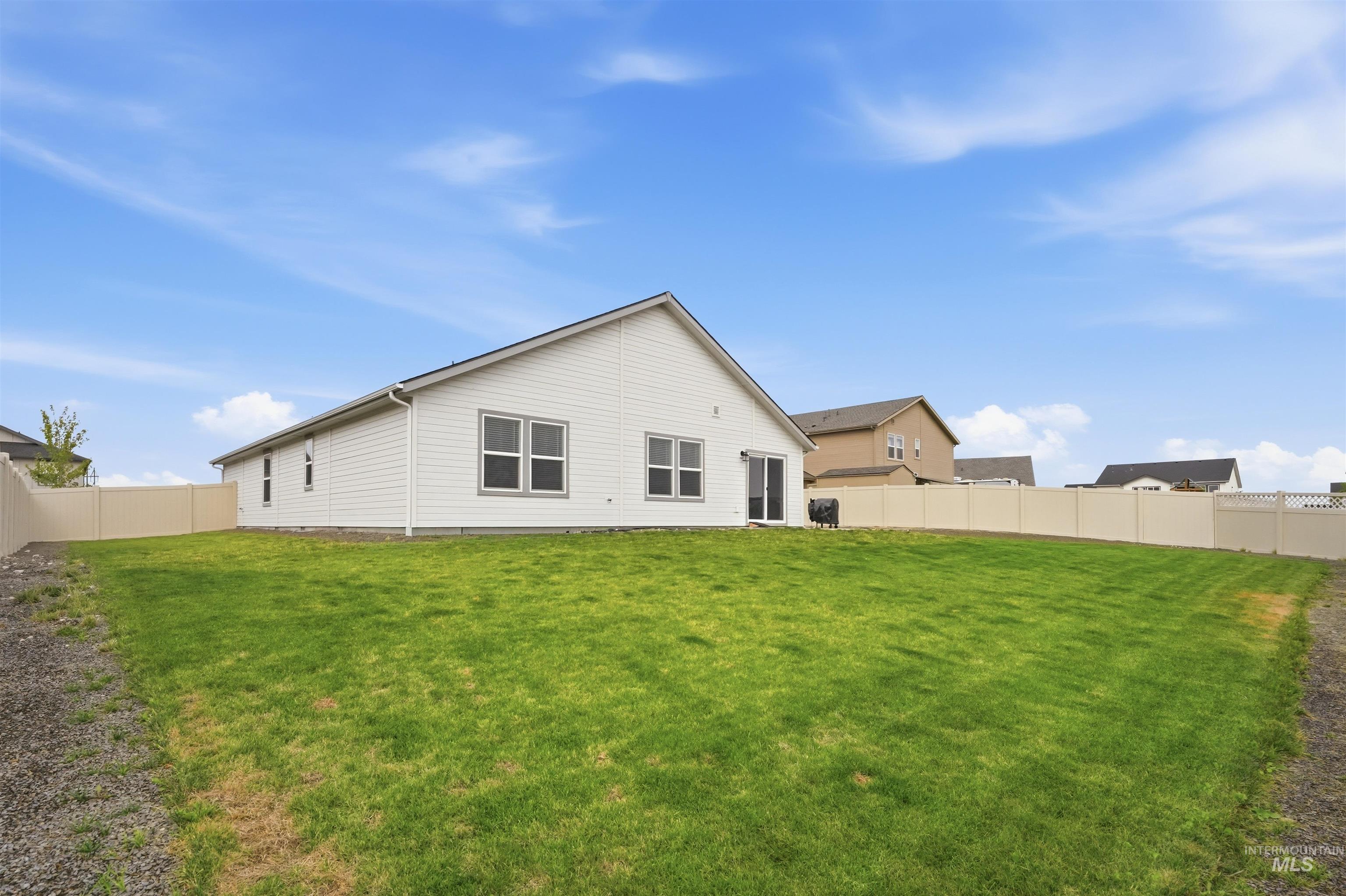 15332 Arcus Way, Caldwell, Idaho 83607, 3 Bedrooms, 2 Bathrooms, Residential For Sale, Price $460,000, 98997522