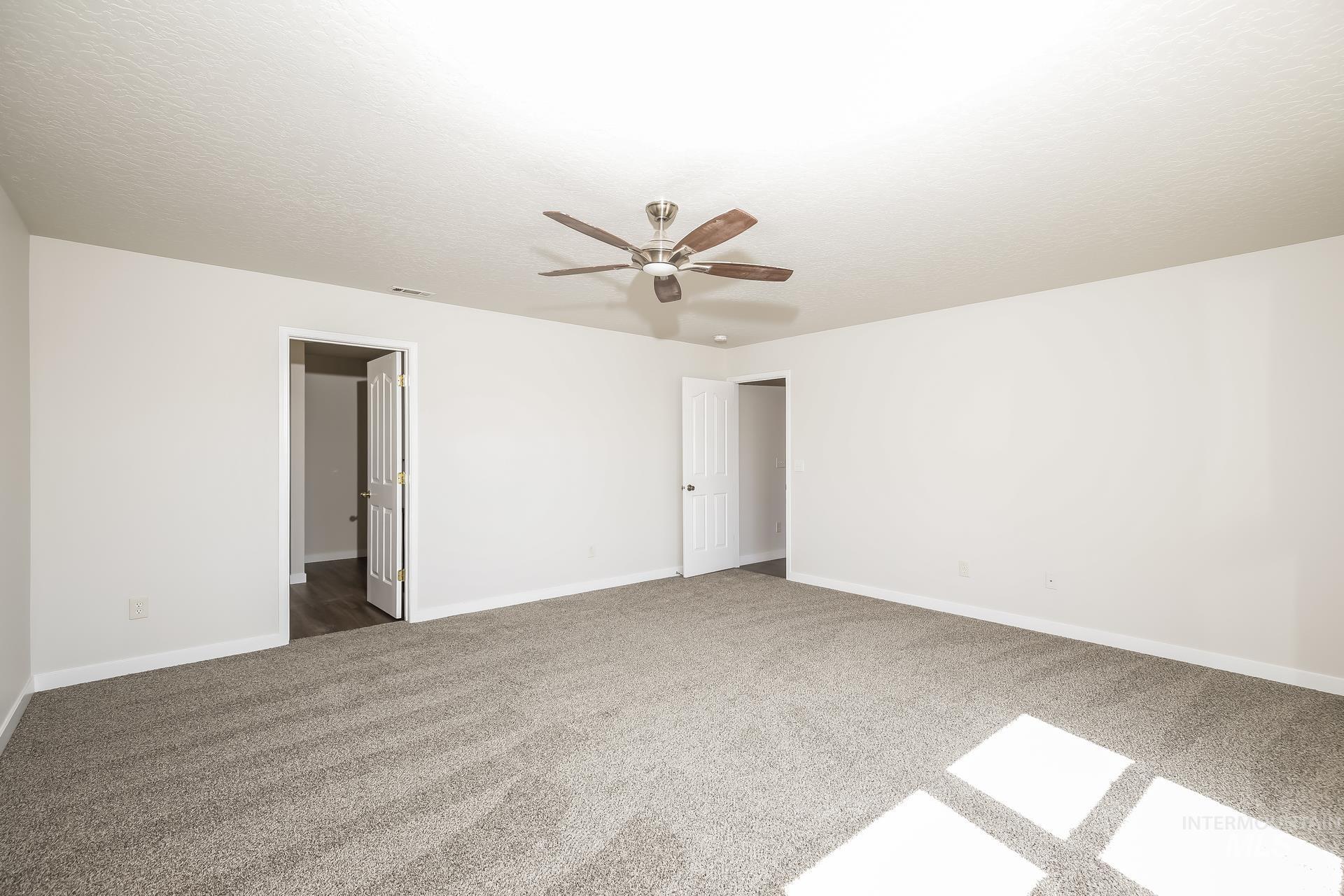 16208 Plow Ave, Caldwell, Idaho 83607, 4 Bedrooms, 2.5 Bathrooms, Residential For Sale, Price $480,000, 98997525
