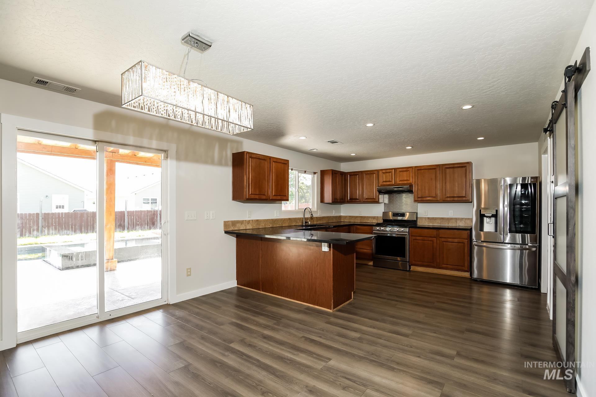 16208 Plow Ave, Caldwell, Idaho 83607, 4 Bedrooms, 2.5 Bathrooms, Residential For Sale, Price $480,000, 98997525