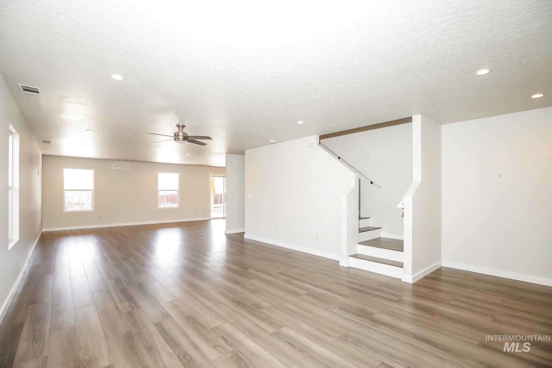 16208 Plow Ave, Caldwell, Idaho 83607, 4 Bedrooms, 2.5 Bathrooms, Residential For Sale, Price $480,000, 98997525