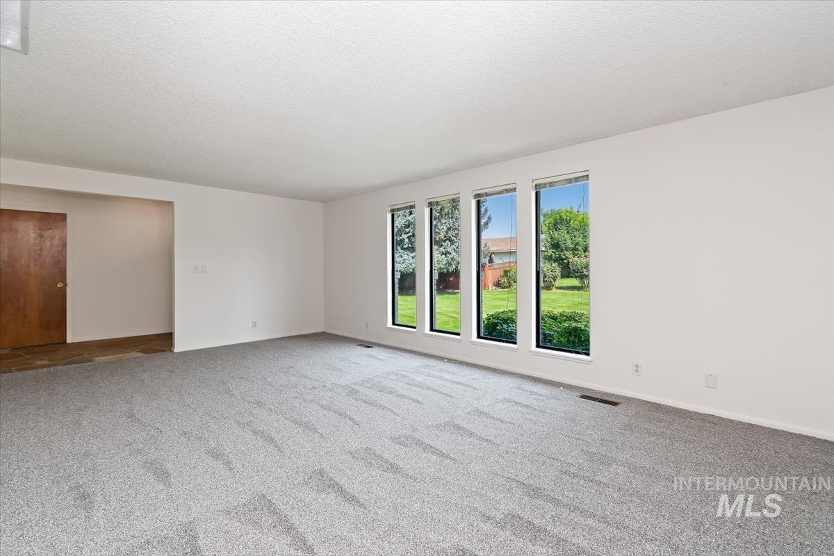 931 Sherman Way, Nampa, Idaho 83686, 5 Bedrooms, 3.5 Bathrooms, Residential For Sale, Price $699,000, 98997528