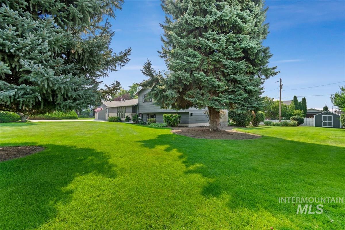 931 Sherman Way, Nampa, Idaho 83686, 5 Bedrooms, 3.5 Bathrooms, Residential For Sale, Price $699,000, 98997528