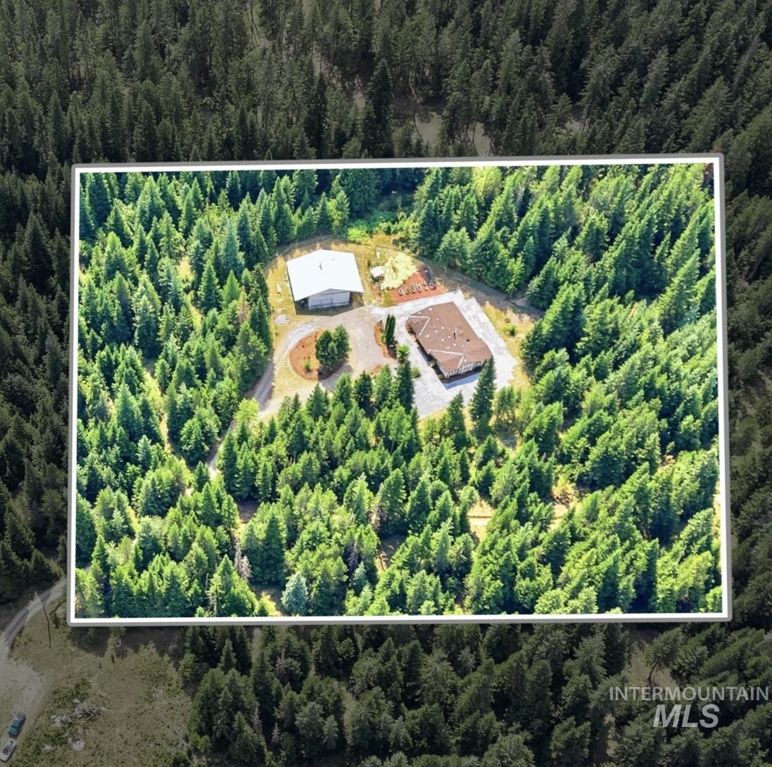 450 Parsons Dr, Priest River, Idaho 83856, 3 Bedrooms, 2 Bathrooms, Residential For Sale, Price $795,000, 98997531