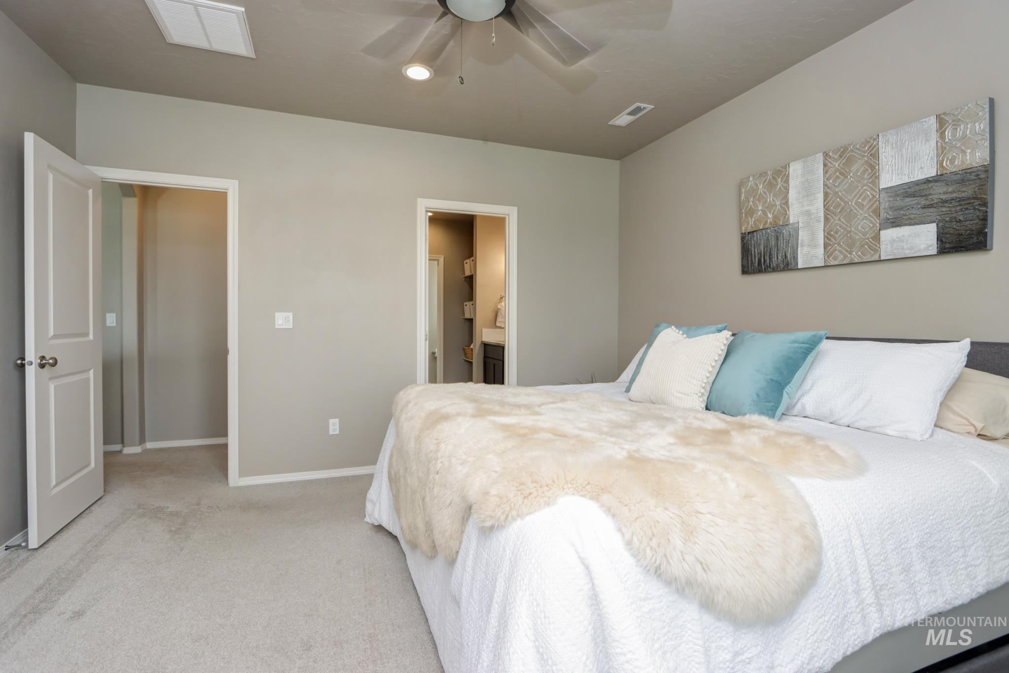 18557 White Rose Pl, Nampa, Idaho 83687, 3 Bedrooms, 2 Bathrooms, Residential For Sale, Price $420,000,MLS 98997532
