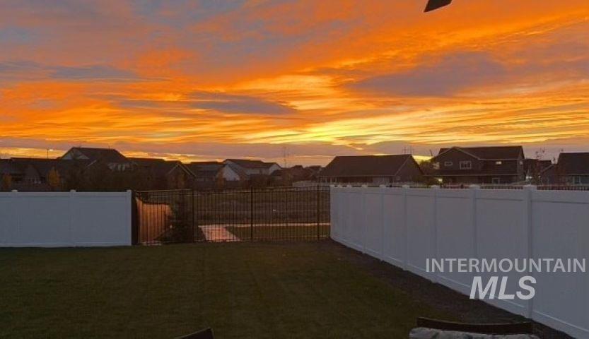 18557 White Rose Pl, Nampa, Idaho 83687, 3 Bedrooms, 2 Bathrooms, Residential For Sale, Price $420,000,MLS 98997532