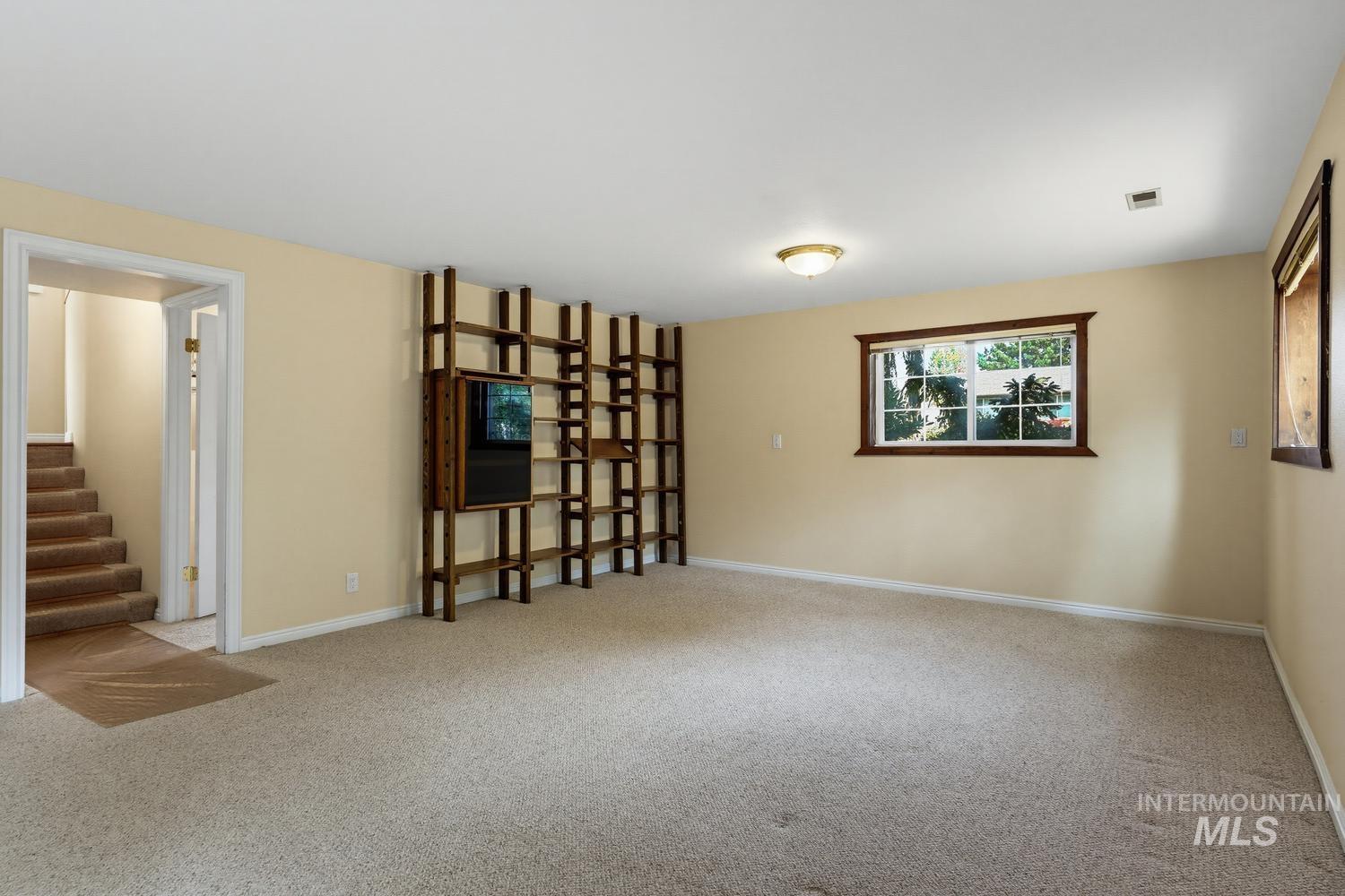 11683 W Florida Drive, Boise, Idaho 83709, 4 Bedrooms, 2.5 Bathrooms, Residential For Sale, Price $590,000, 98997534