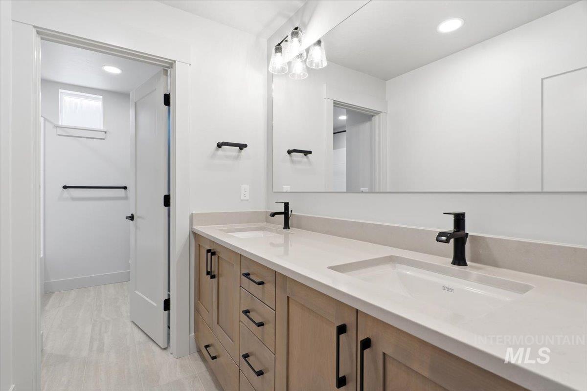 5869 Pinpoint Way, Meridian, Idaho 83642, 4 Bedrooms, 3.5 Bathrooms, Residential For Sale, Price $859,800,MLS 98997538