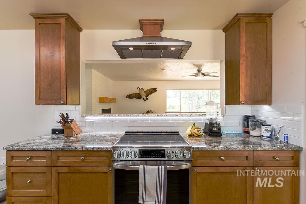 3851 Highway 8, Troy, Idaho 83871, 4 Bedrooms, 2 Bathrooms, Residential For Sale, Price $847,500, 98997541