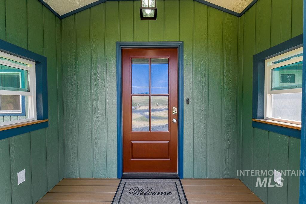 3851 Highway 8, Troy, Idaho 83871, 4 Bedrooms, 2 Bathrooms, Residential For Sale, Price $847,500, 98997541