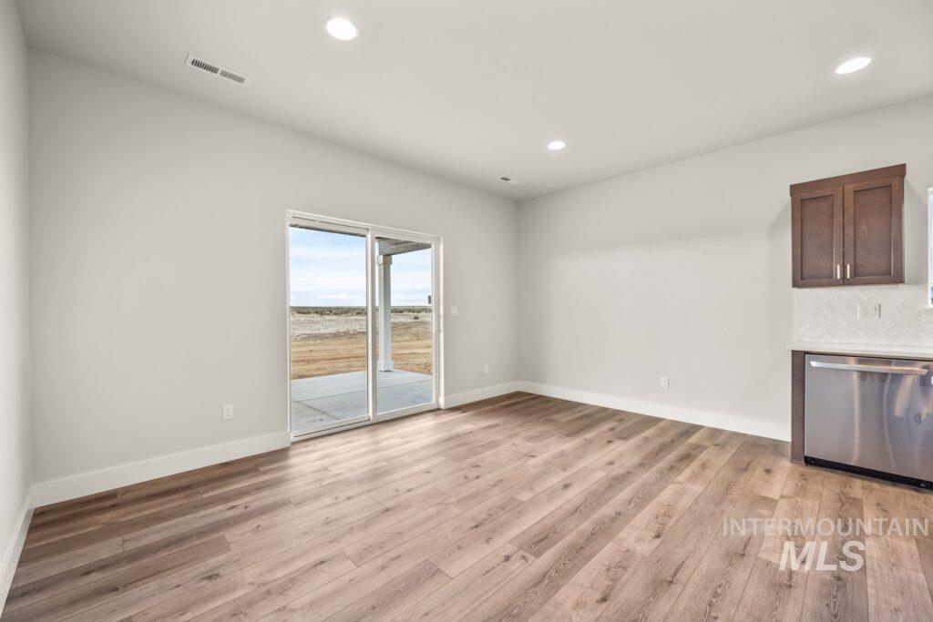 4725 SW Moonlight Court, Mountain Home, Idaho 83647, 3 Bedrooms, 2.5 Bathrooms, Residential For Sale, Price $625,000, 98997542