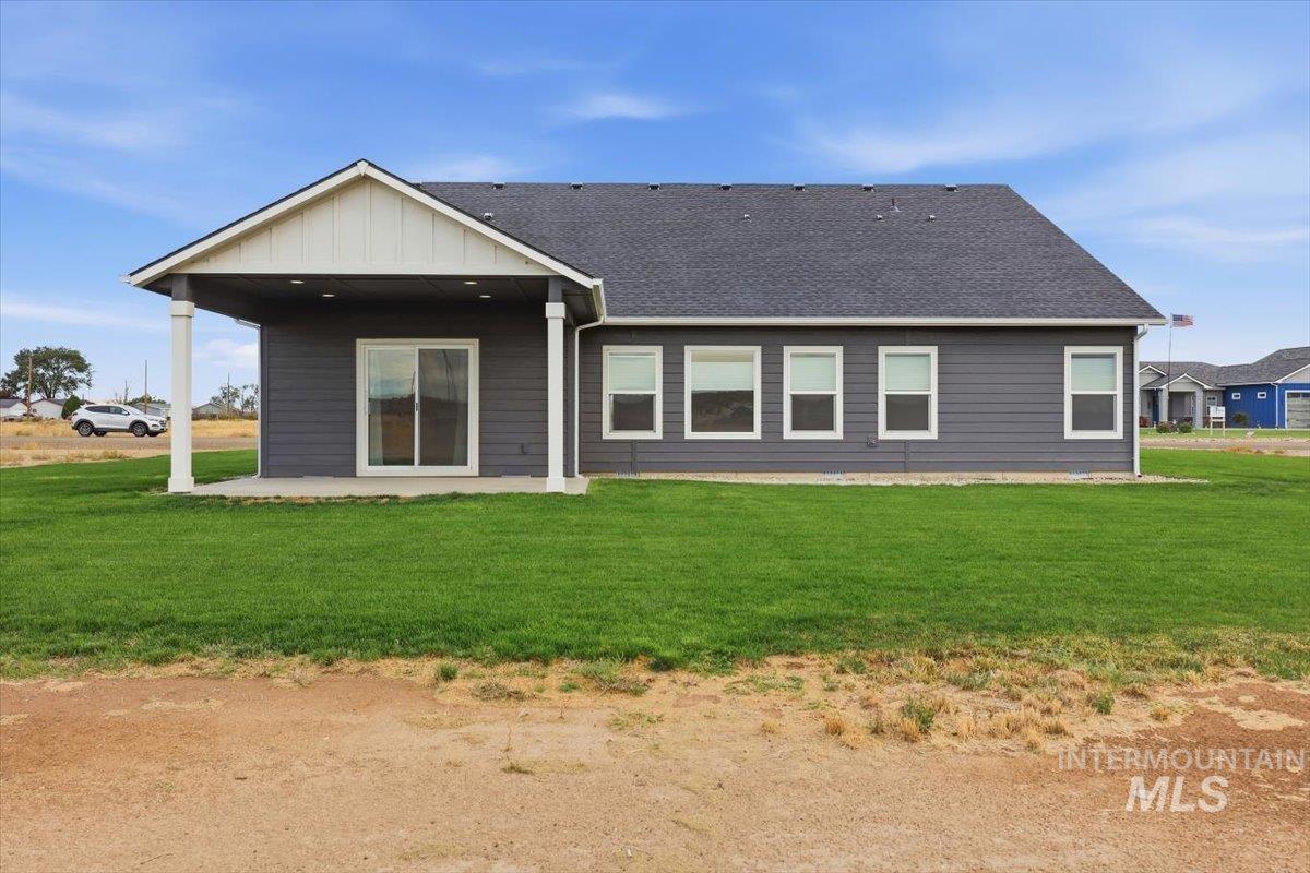 4725 SW Moonlight Court, Mountain Home, Idaho 83647, 3 Bedrooms, 2.5 Bathrooms, Residential For Sale, Price $630,000,MLS 98997542