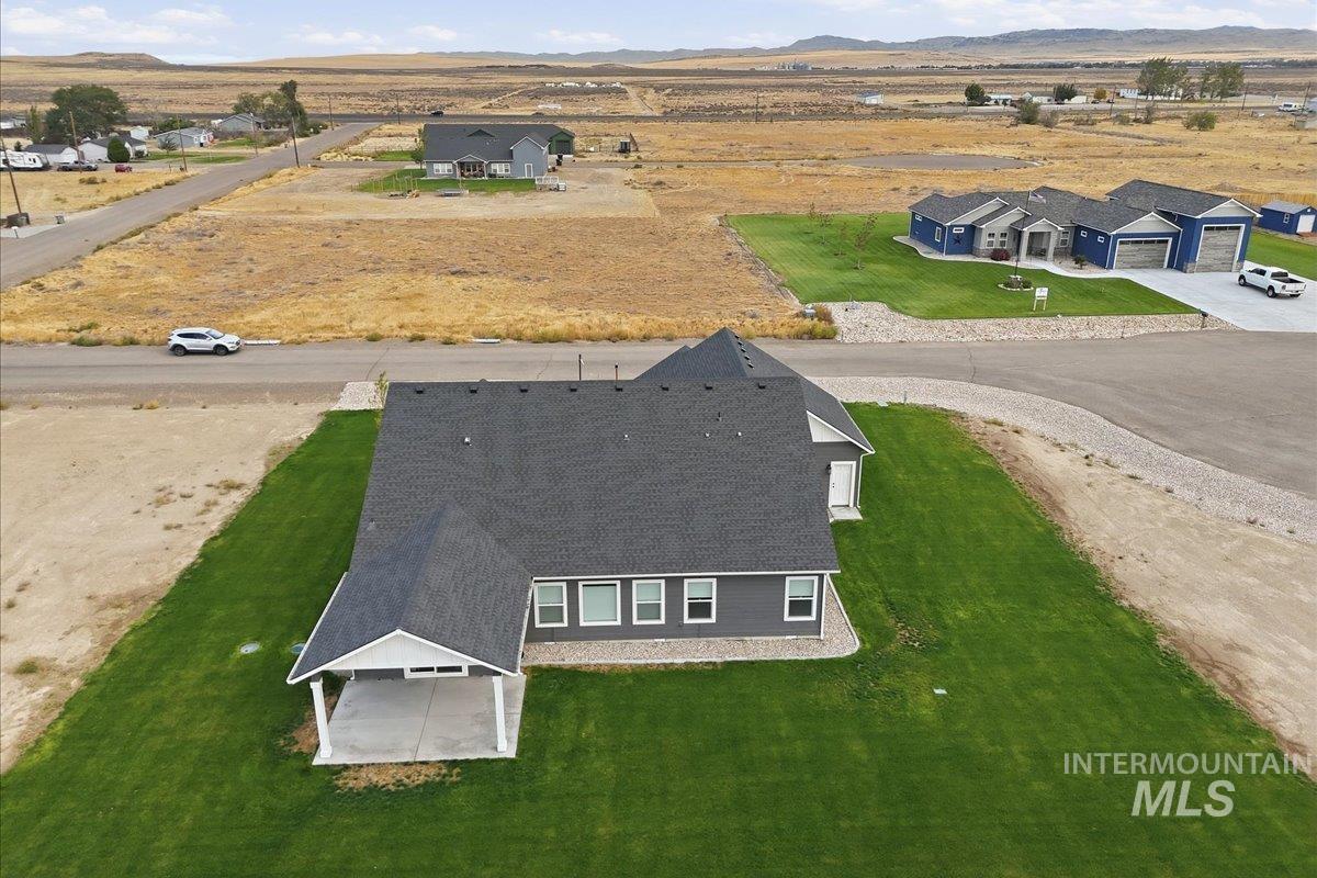 4725 SW Moonlight Court, Mountain Home, Idaho 83647, 3 Bedrooms, 2.5 Bathrooms, Residential For Sale, Price $630,000,MLS 98997542