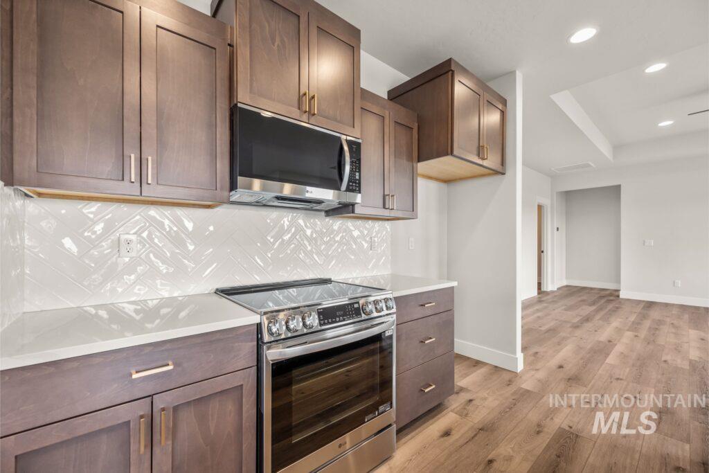 4725 SW Moonlight Court, Mountain Home, Idaho 83647, 3 Bedrooms, 2.5 Bathrooms, Residential For Sale, Price $630,000,MLS 98997542
