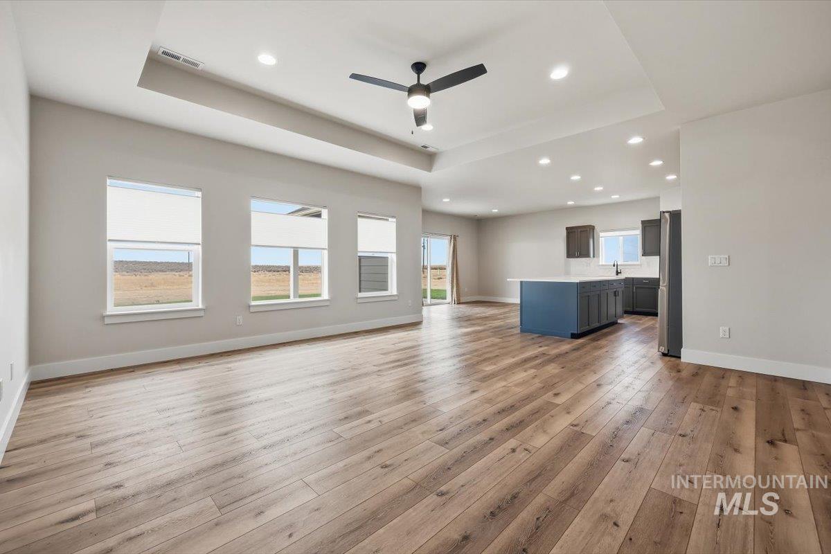 4725 SW Moonlight Court, Mountain Home, Idaho 83647, 3 Bedrooms, 2.5 Bathrooms, Residential For Sale, Price $630,000,MLS 98997542