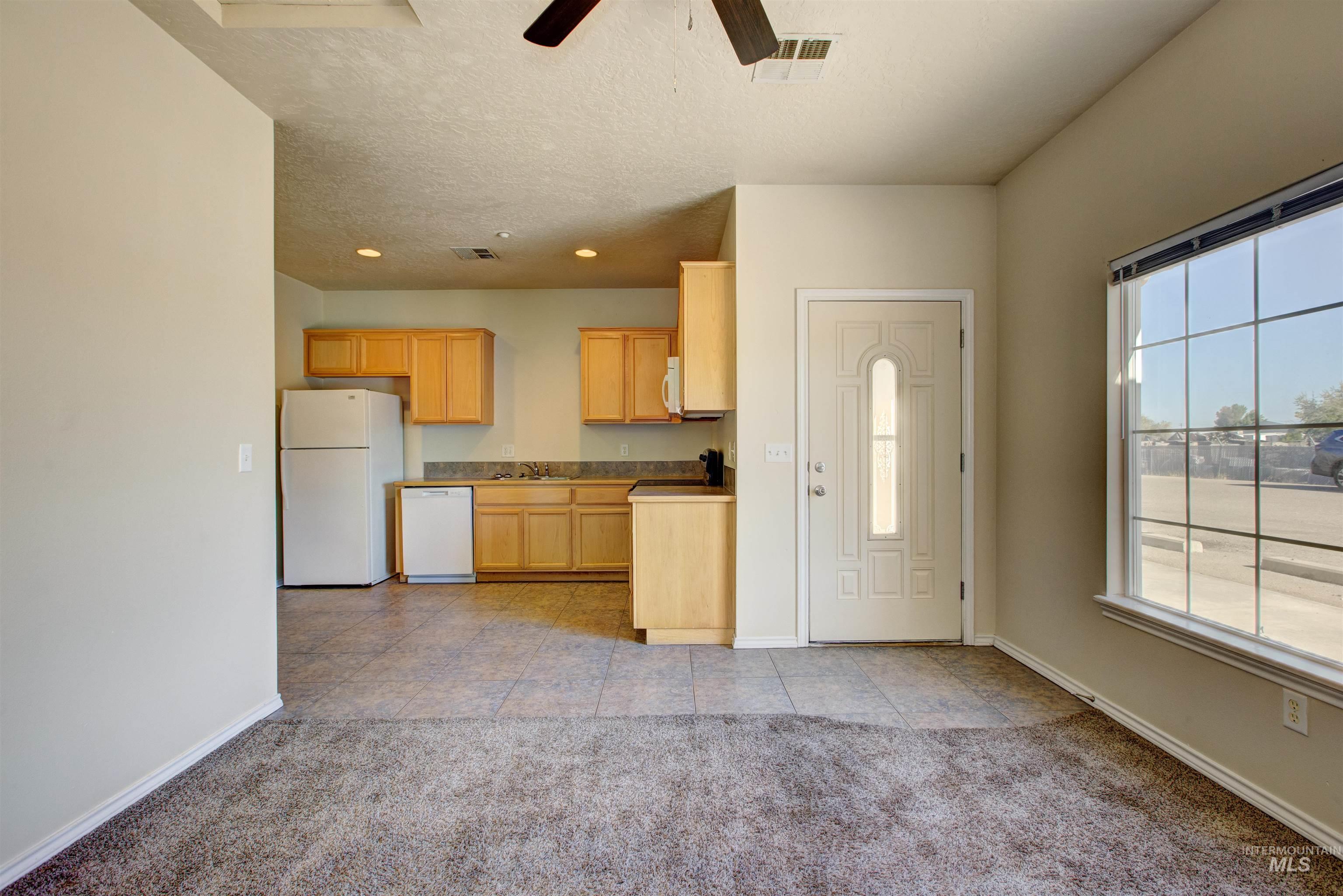 727 N Stampede Ct., Nampa, Idaho 83687, 3 Bedrooms, 1.5 Bathrooms, Residential Income For Sale, Price $719,900,MLS 98997545