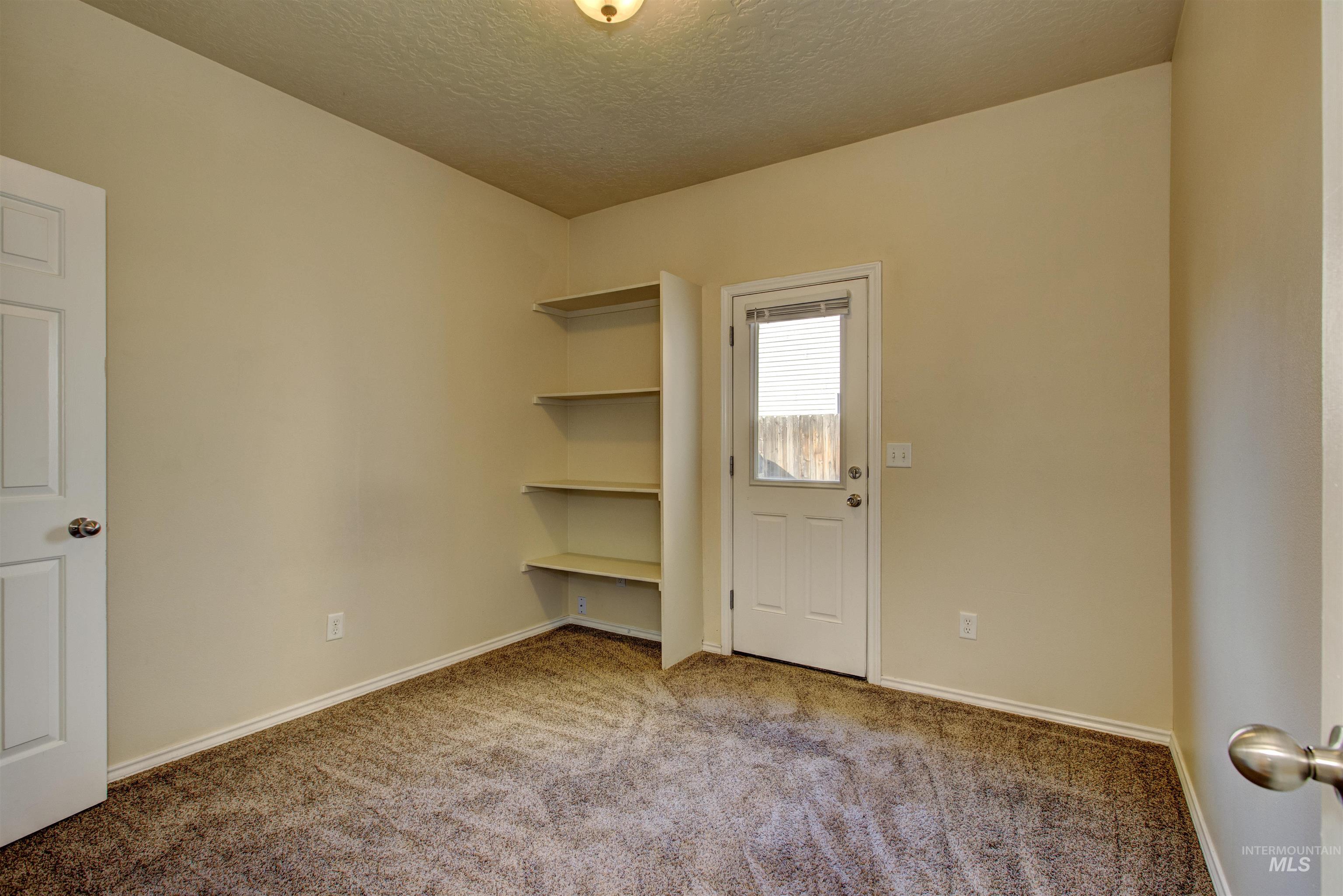 727 N Stampede Ct., Nampa, Idaho 83687, 3 Bedrooms, 1.5 Bathrooms, Residential Income For Sale, Price $719,900,MLS 98997545