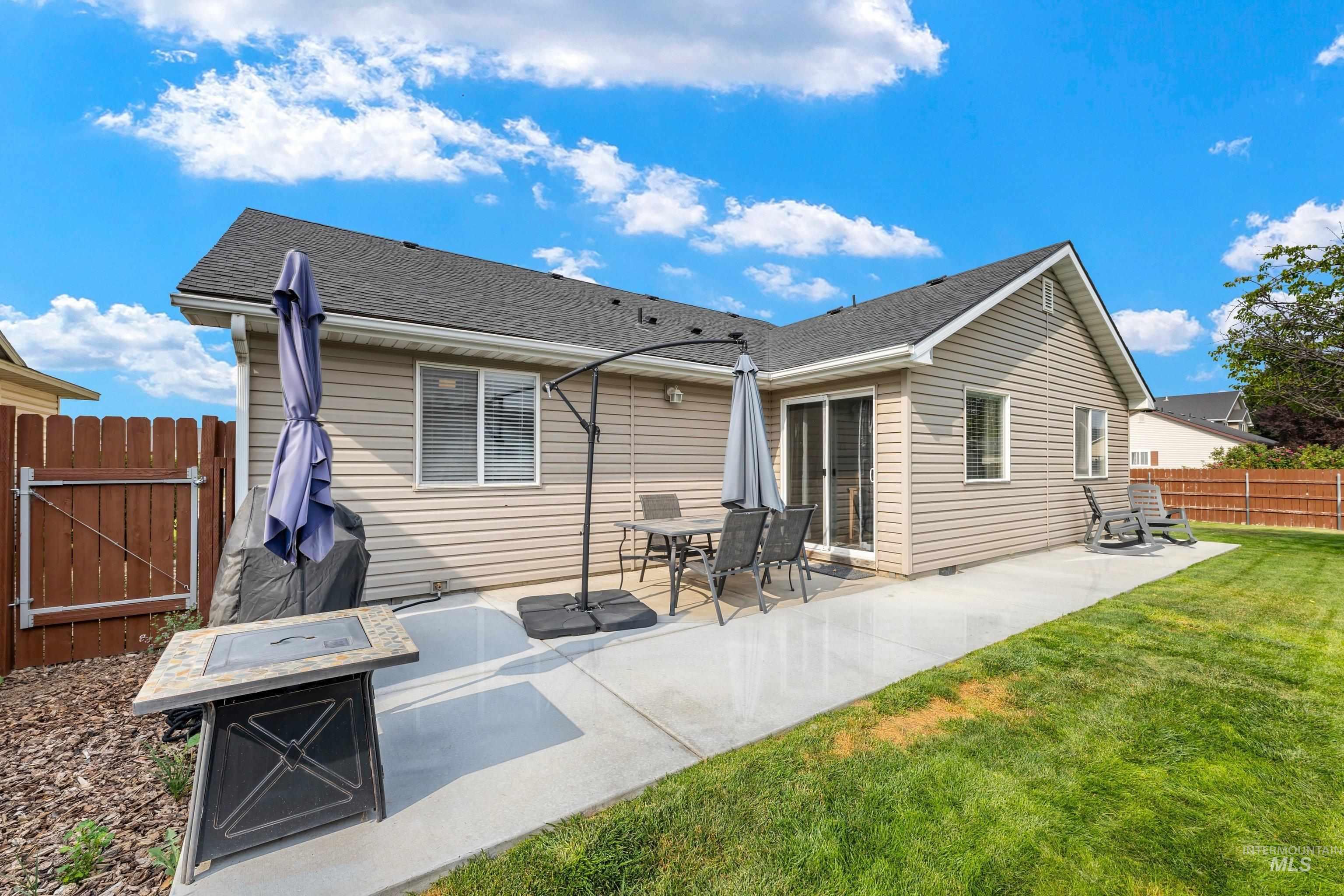 1405 W Meffan Avenue, Nampa, Idaho 83651, 3 Bedrooms, 2 Bathrooms, Residential For Sale, Price $380,000,MLS 98997546