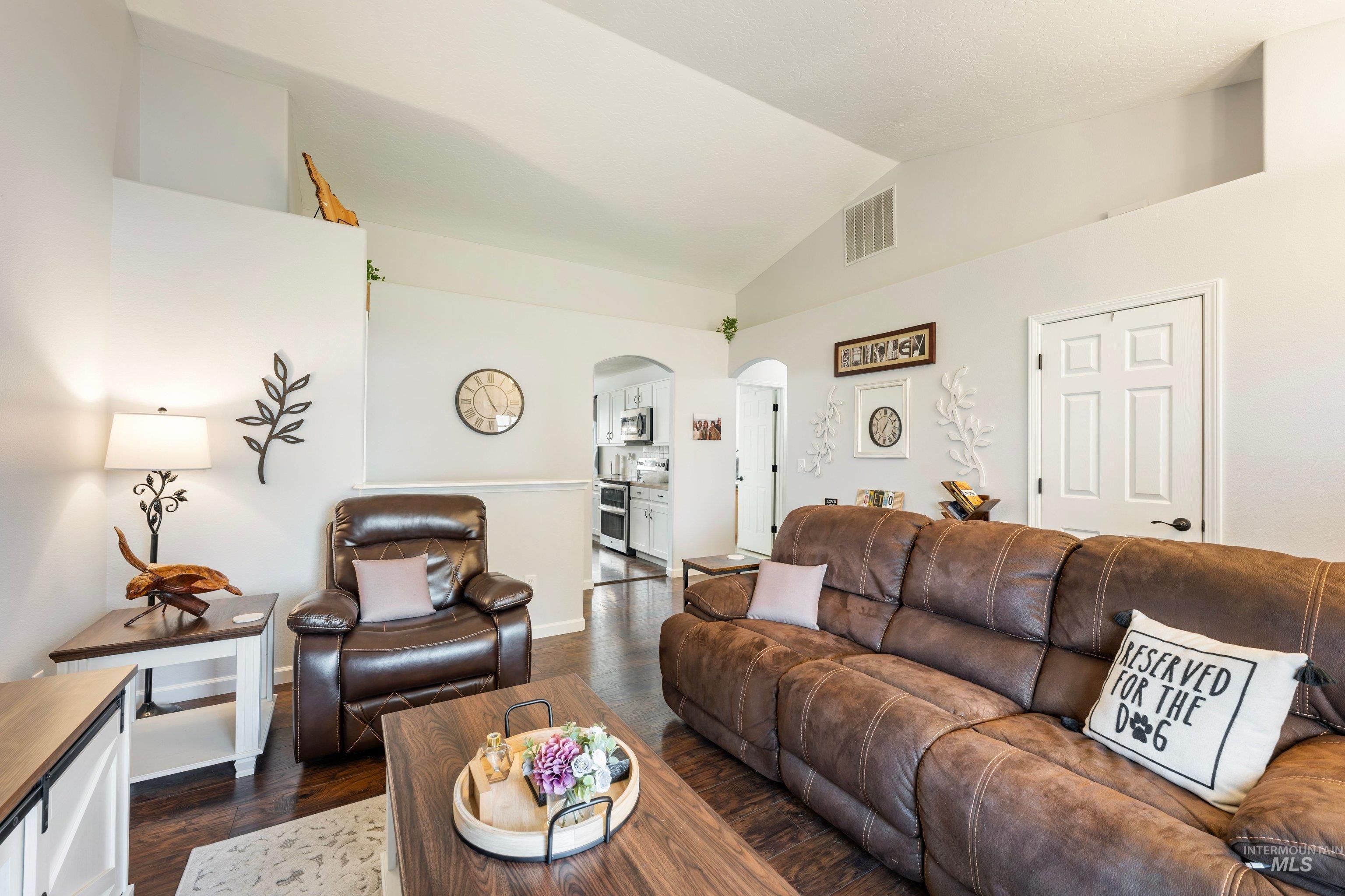 1405 W Meffan Avenue, Nampa, Idaho 83651, 3 Bedrooms, 2 Bathrooms, Residential For Sale, Price $380,000,MLS 98997546