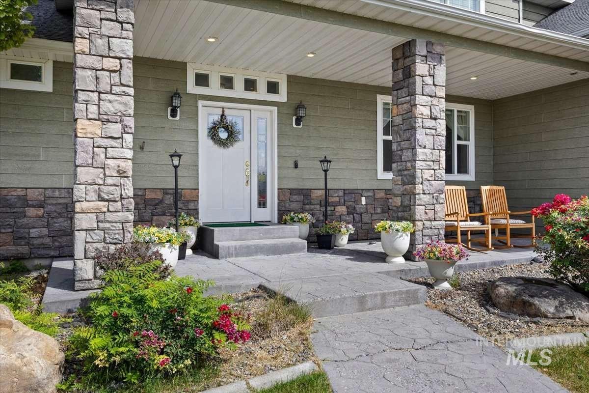 1110 Connor Ct, Kimberly, Idaho 83341, 6 Bedrooms, 5 Bathrooms, Residential For Sale, Price $879,999,MLS 98997549