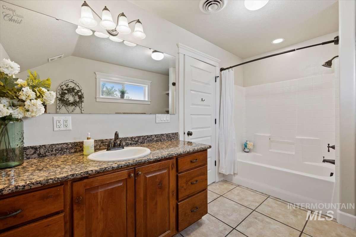 1110 Connor Ct, Kimberly, Idaho 83341, 6 Bedrooms, 5 Bathrooms, Residential For Sale, Price $879,999,MLS 98997549