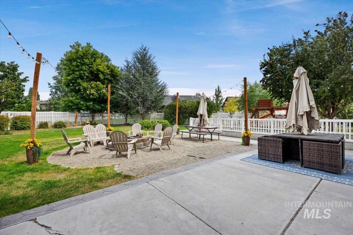 1110 Connor Ct, Kimberly, Idaho 83341, 6 Bedrooms, 5 Bathrooms, Residential For Sale, Price $879,999,MLS 98997549