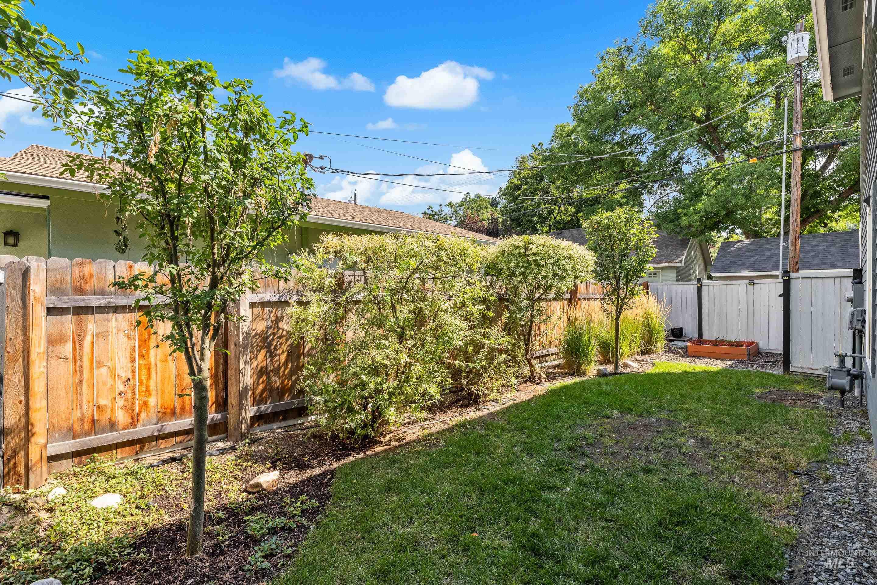 1862 W Ridenbaugh St., Boise, Idaho 83702, 3 Bedrooms, 2.5 Bathrooms, Residential For Sale, Price $899,900,MLS 98997552