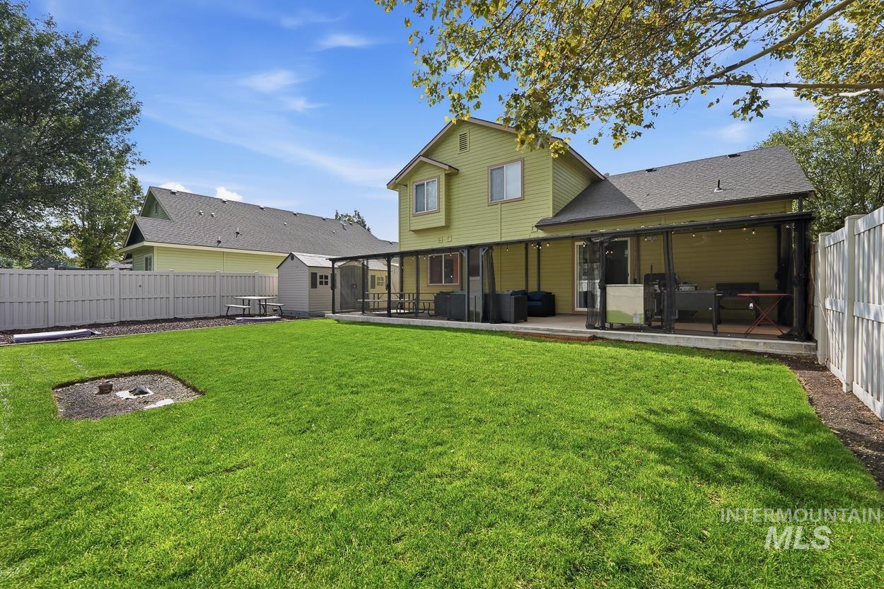 2515 Autumncrest St, Caldwell, Idaho 83607, 3 Bedrooms, 2.5 Bathrooms, Residential For Sale, Price $399,900, 98997553