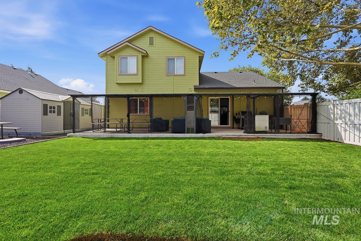 2515 Autumncrest St, Caldwell, Idaho 83607, 3 Bedrooms, 2.5 Bathrooms, Residential For Sale, Price $399,900, 98997553