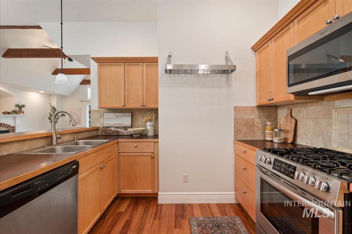 13379 N 8th, Boise, Idaho 83714, 3 Bedrooms, 2 Bathrooms, Residential For Sale, Price $599,000, 98997557