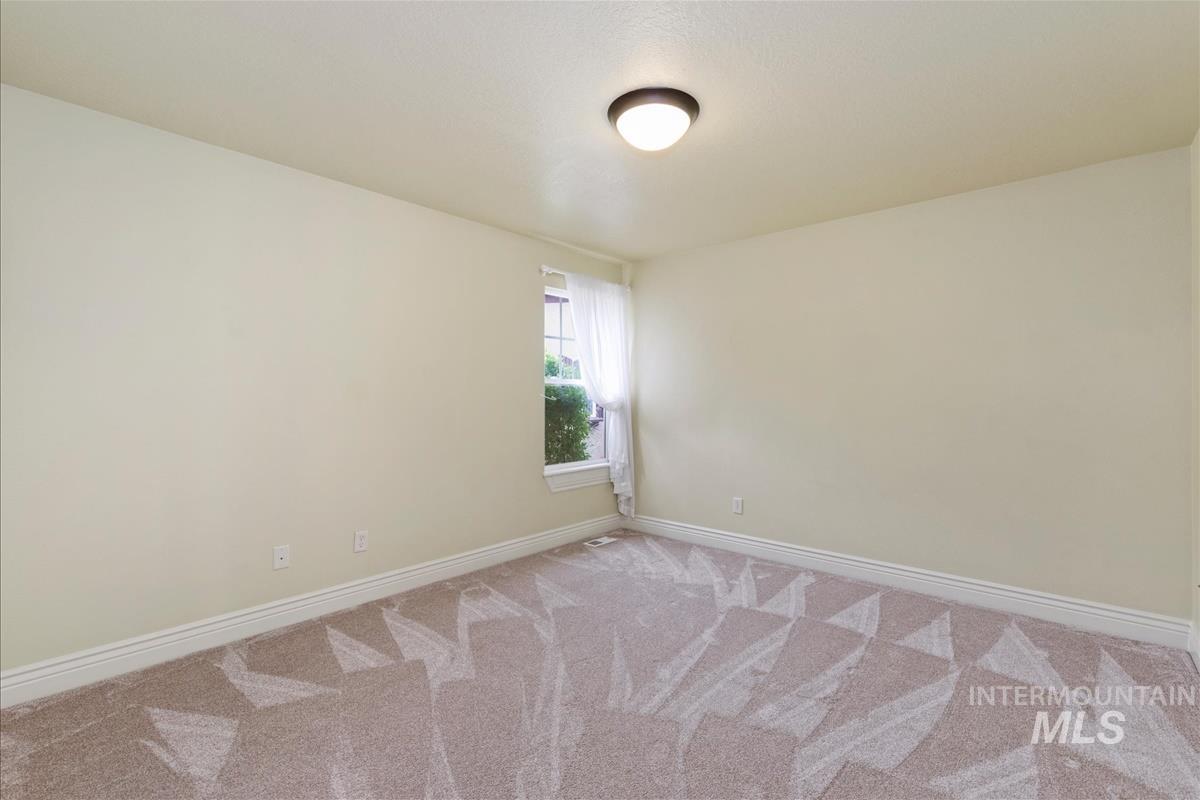13379 N 8th, Boise, Idaho 83714, 3 Bedrooms, 2 Bathrooms, Residential For Sale, Price $599,000, 98997557
