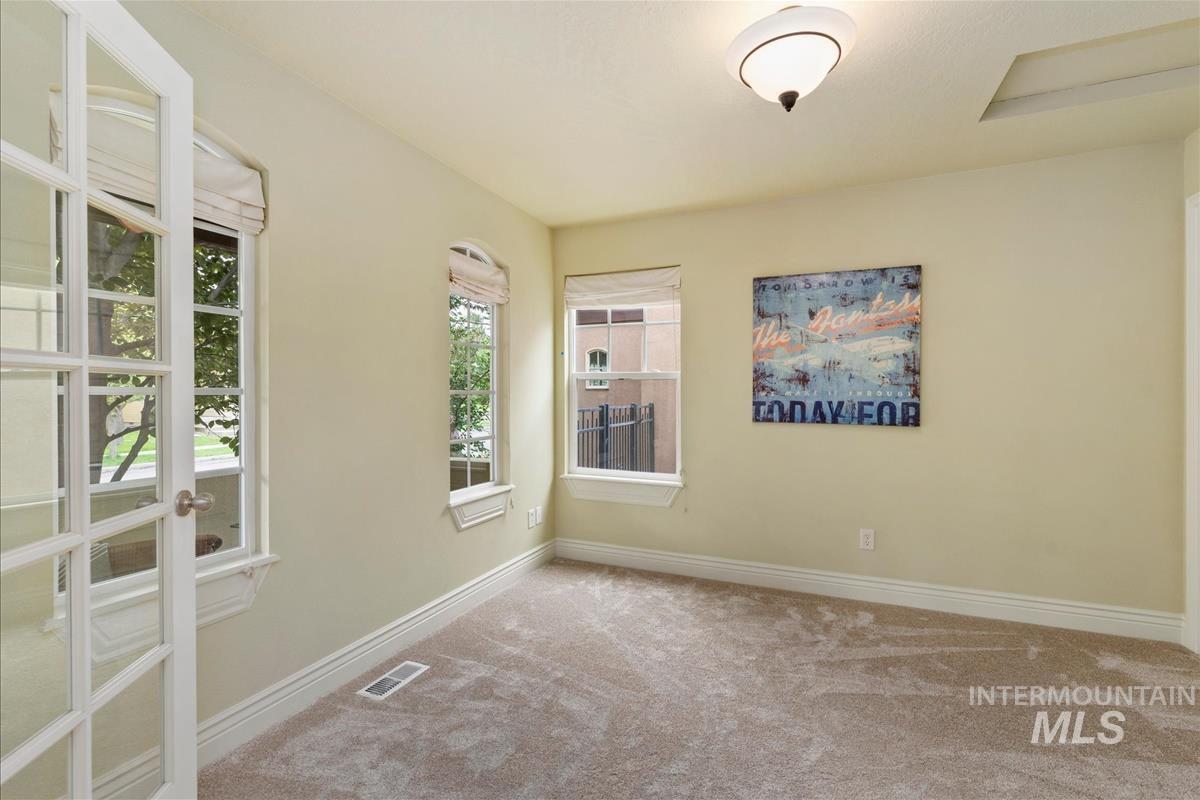 13379 N 8th, Boise, Idaho 83714, 3 Bedrooms, 2 Bathrooms, Residential For Sale, Price $599,000, 98997557