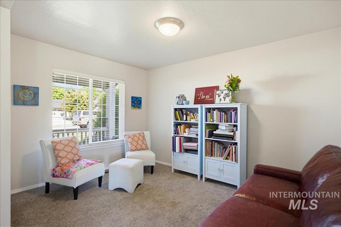 8132 S Red Shine Ave, Boise, Idaho 83709, 4 Bedrooms, 2.5 Bathrooms, Residential For Sale, Price $499,900,MLS 98997560