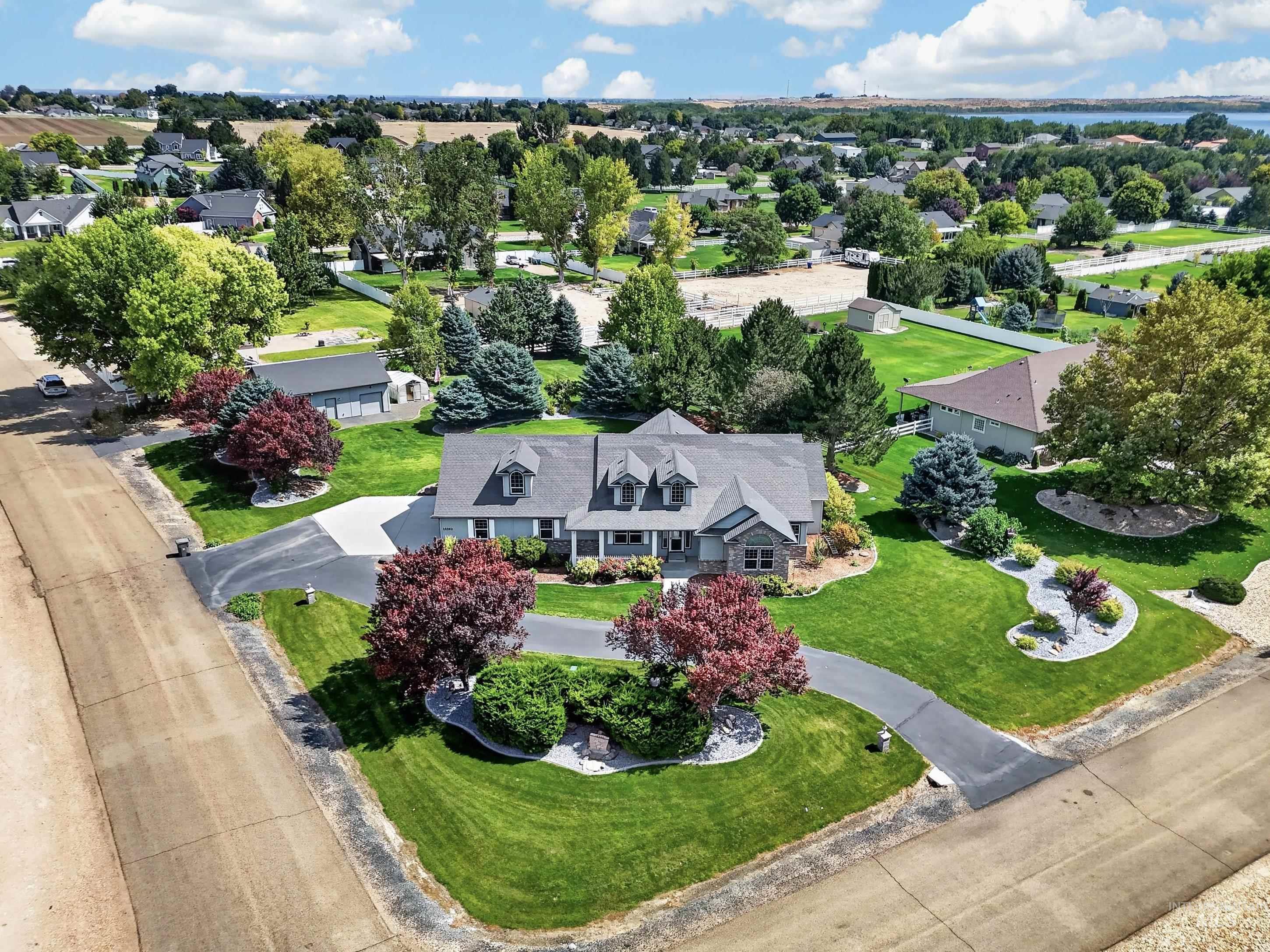 15592 Eclipse Dr, Caldwell, Idaho 83607, 4 Bedrooms, 3.5 Bathrooms, Residential For Sale, Price $995,000,MLS 98997562