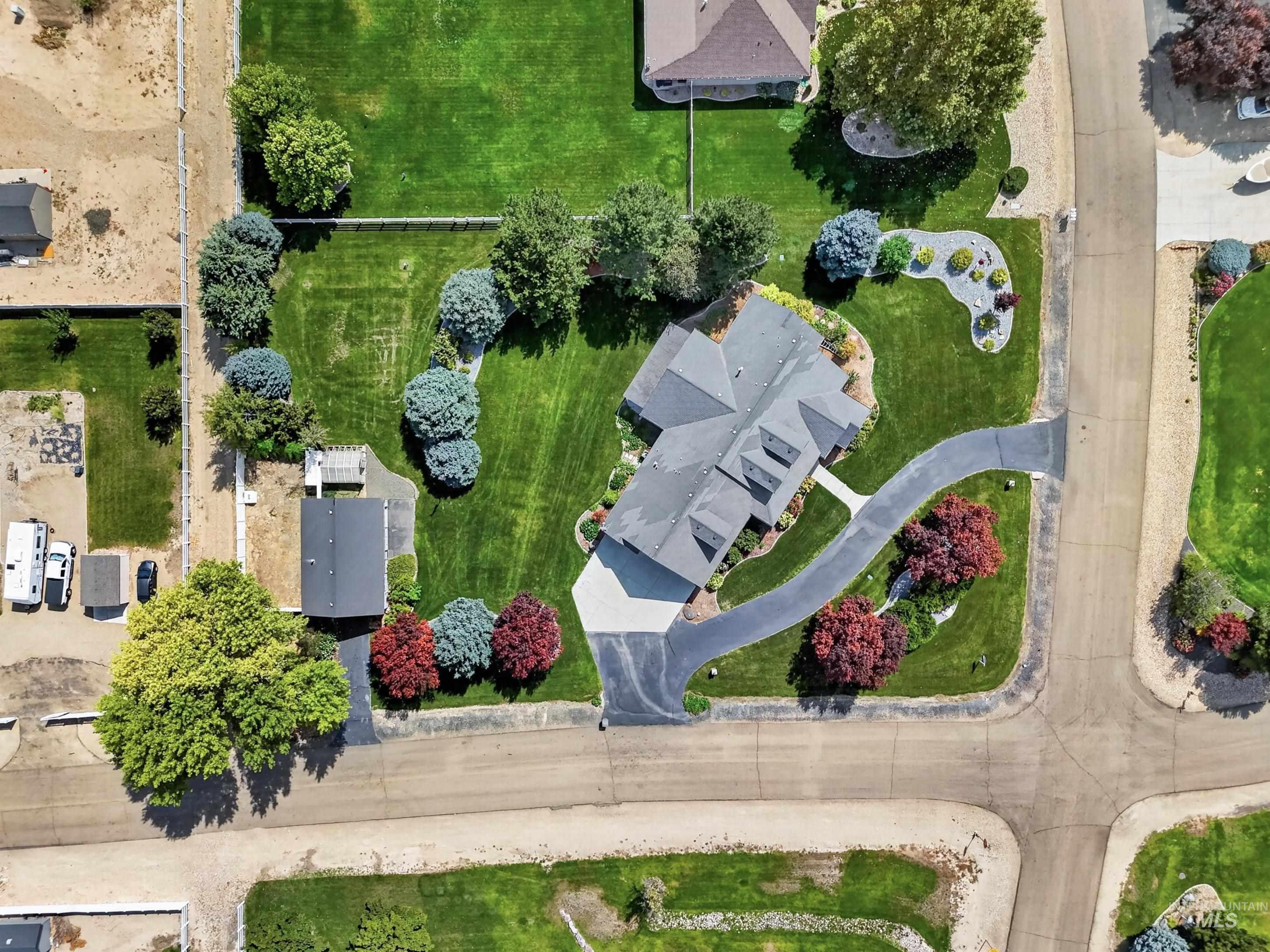 15592 Eclipse Dr, Caldwell, Idaho 83607, 4 Bedrooms, 3.5 Bathrooms, Residential For Sale, Price $995,000,MLS 98997562