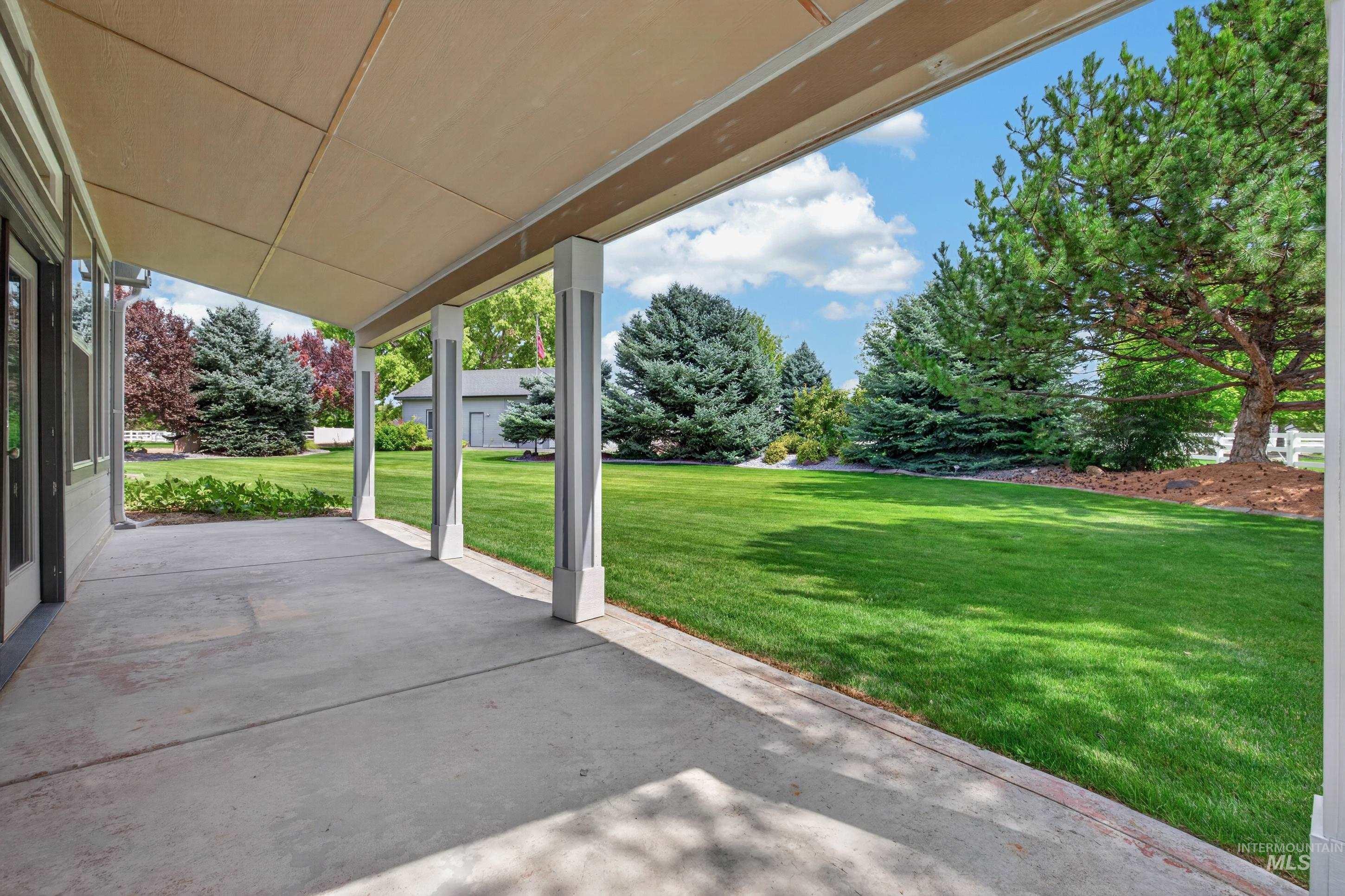 15592 Eclipse Dr, Caldwell, Idaho 83607, 4 Bedrooms, 3.5 Bathrooms, Residential For Sale, Price $995,000,MLS 98997562