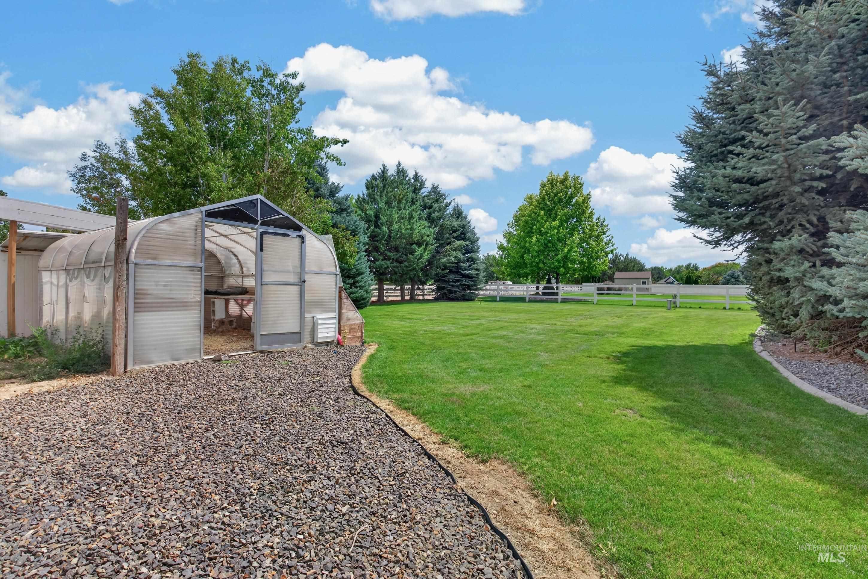 15592 Eclipse Dr, Caldwell, Idaho 83607, 4 Bedrooms, 3.5 Bathrooms, Residential For Sale, Price $995,000,MLS 98997562