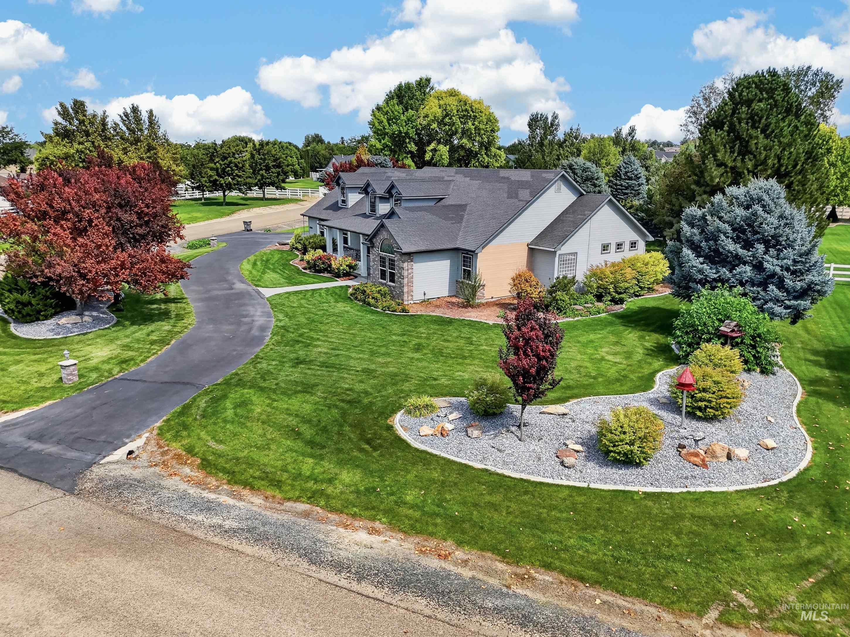 15592 Eclipse Dr, Caldwell, Idaho 83607, 4 Bedrooms, 3.5 Bathrooms, Residential For Sale, Price $995,000,MLS 98997562