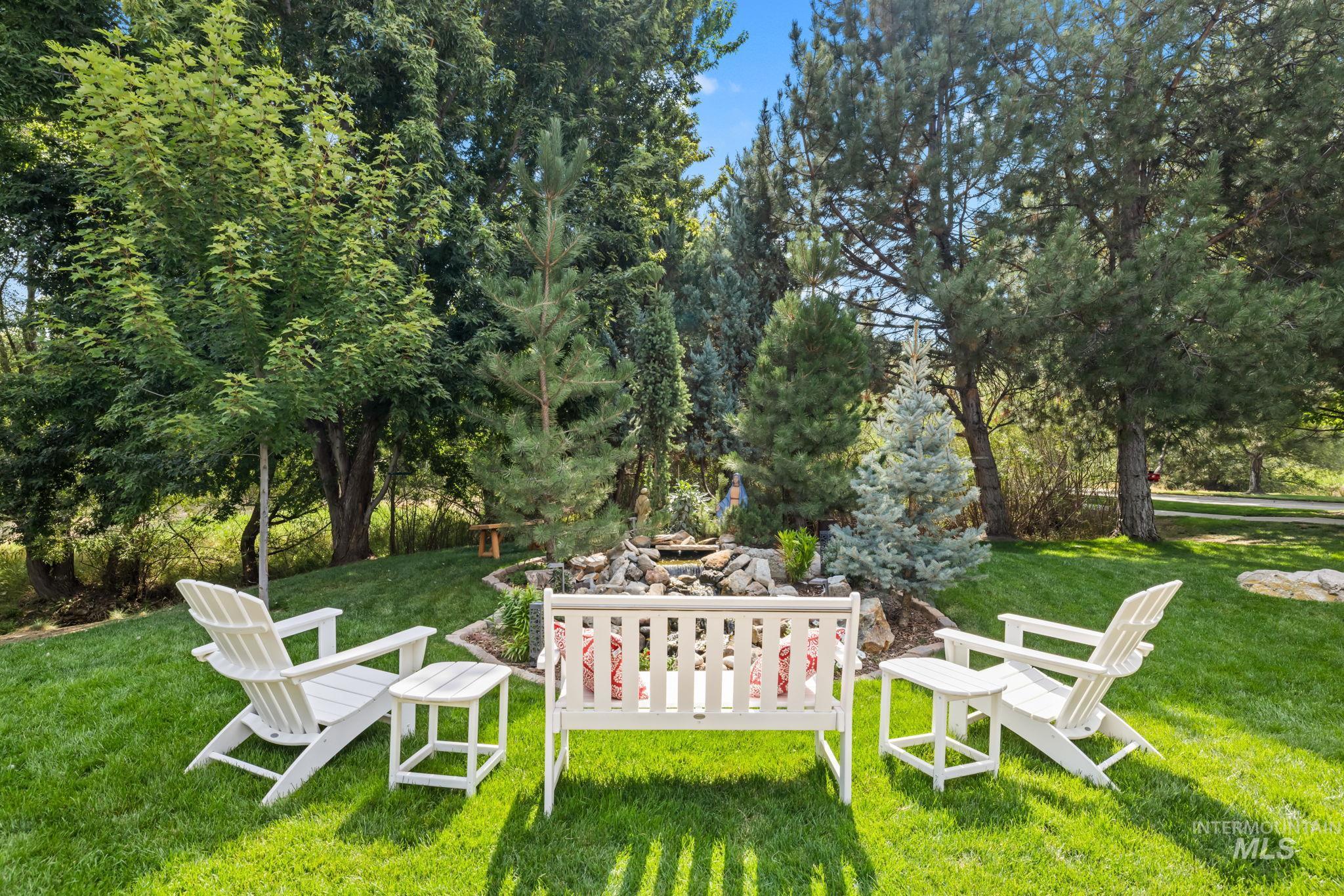 5088 W Hidden Springs Drive, Boise, Idaho 83714, 3 Bedrooms, 2.5 Bathrooms, Residential For Sale, Price $1,070,000, 98997564