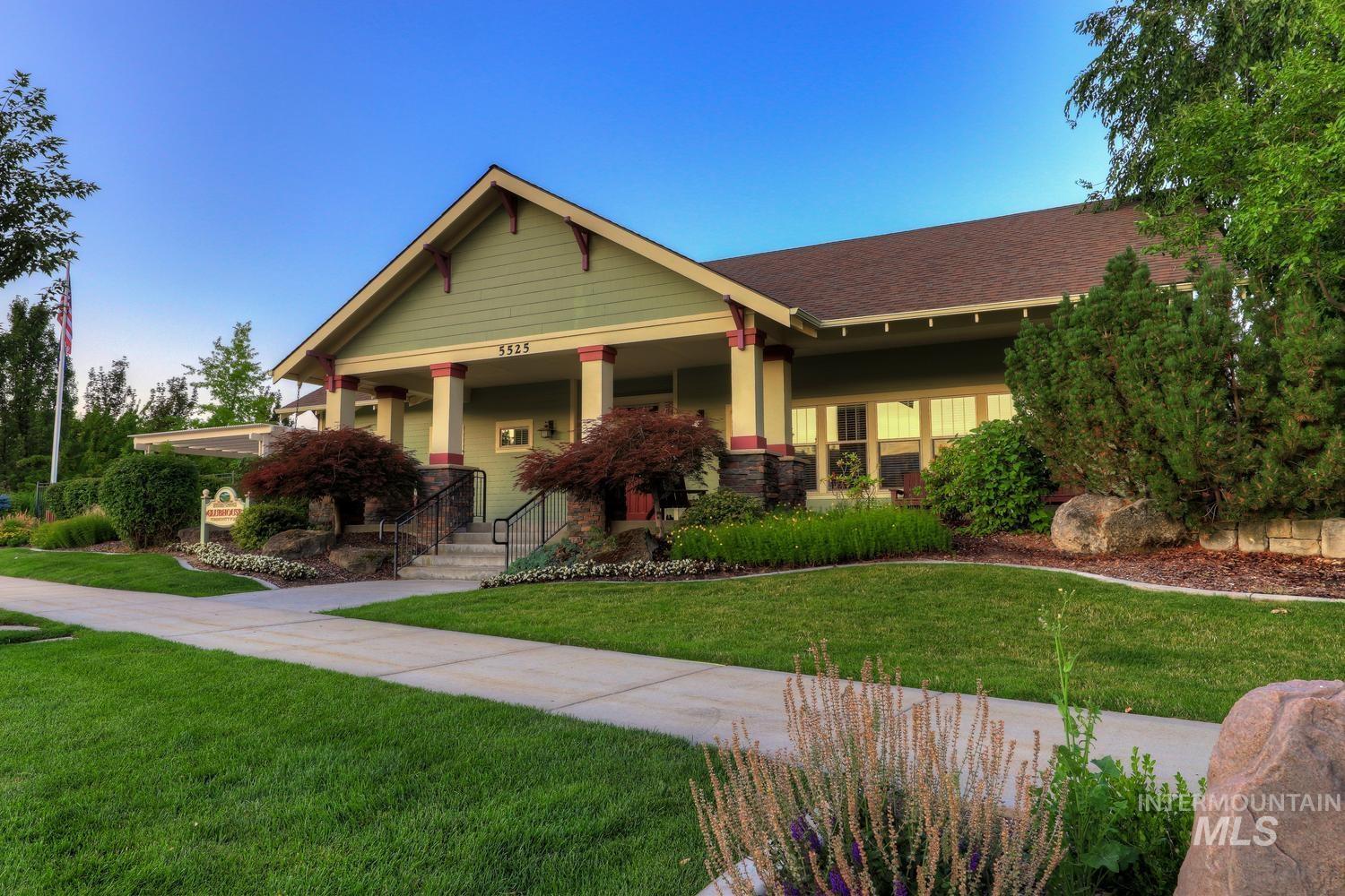 5088 W Hidden Springs Drive, Boise, Idaho 83714, 3 Bedrooms, 2.5 Bathrooms, Residential For Sale, Price $1,070,000, 98997564