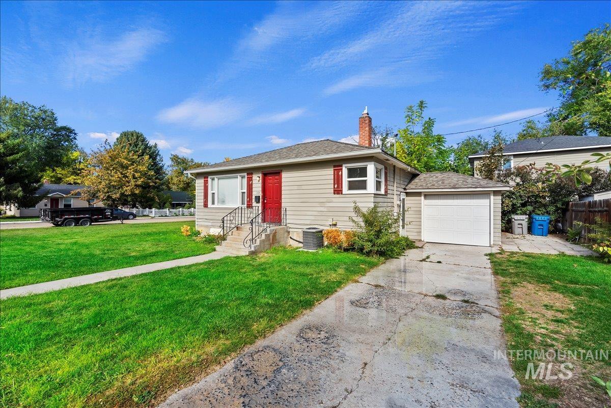 1104 E Dewey Avenue, Nampa, Idaho 83686, 2 Bedrooms, 1 Bathroom, Residential For Sale, Price $349,900,MLS 98997565