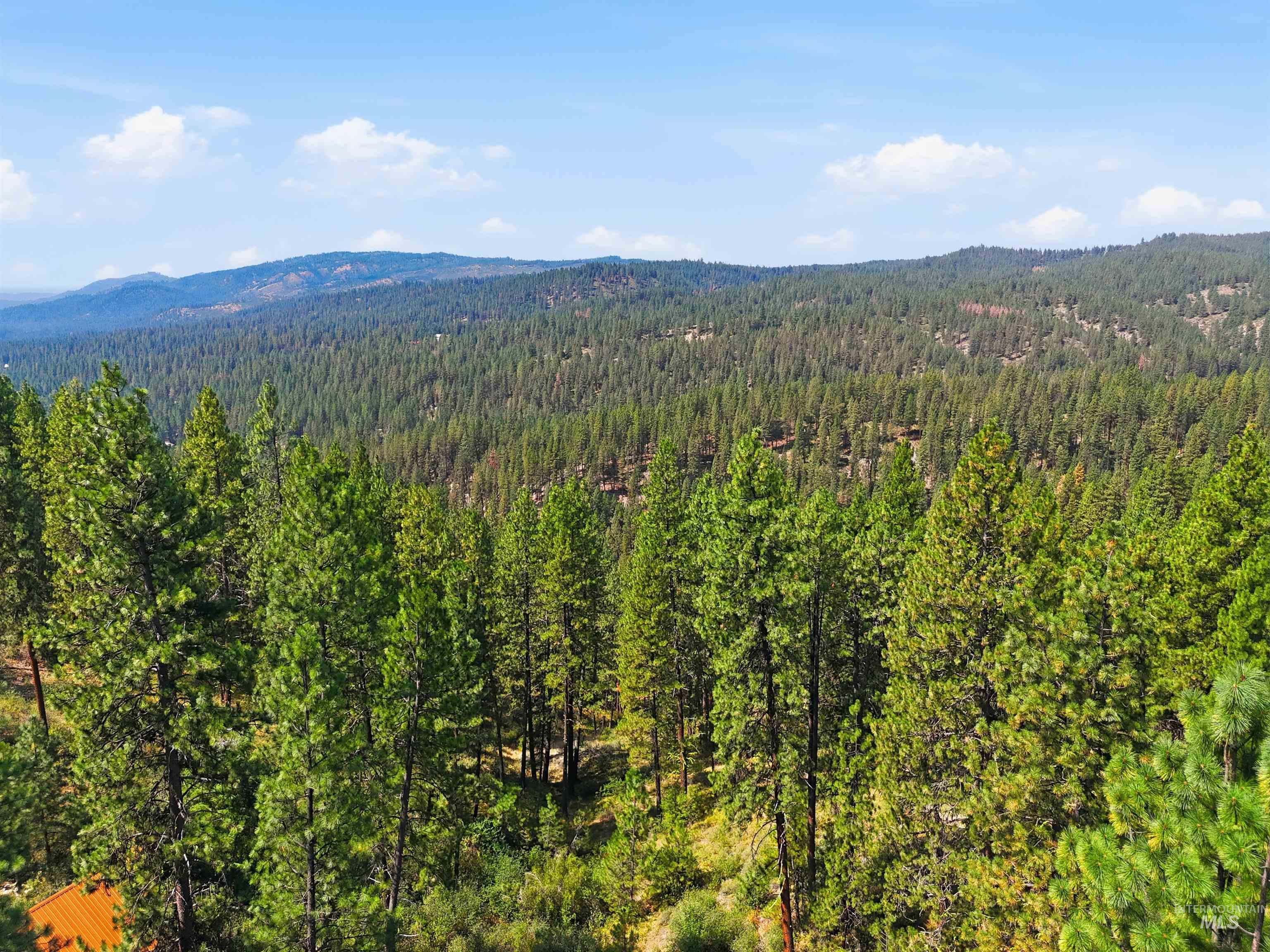 25 Bull Pine Road, Idaho City, Idaho 83631, 4 Bedrooms, 2.5 Bathrooms, Residential For Sale, Price $649,900, 98997566