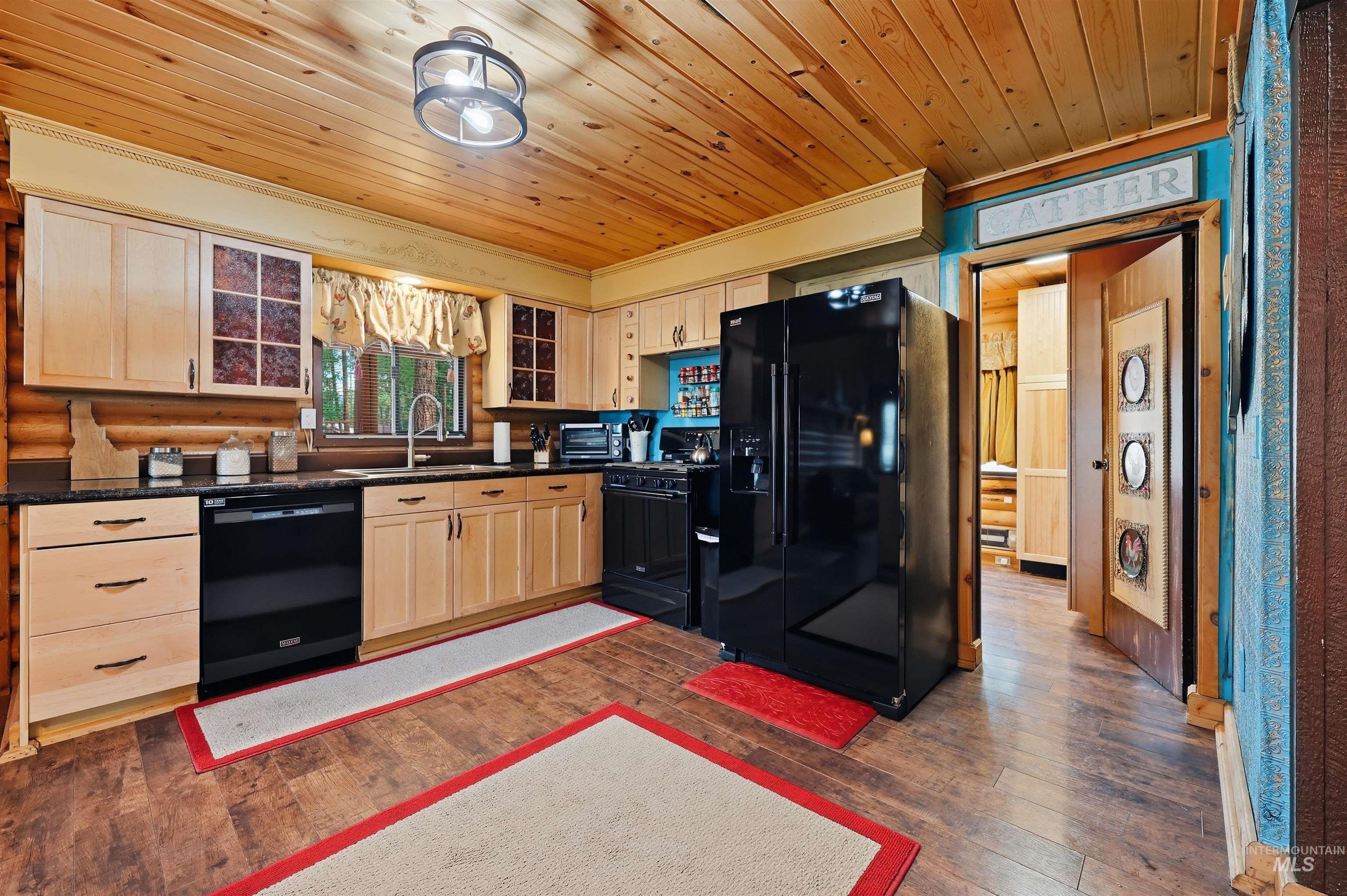 25 Bull Pine Road, Idaho City, Idaho 83631, 4 Bedrooms, 2.5 Bathrooms, Residential For Sale, Price $649,900, 98997566