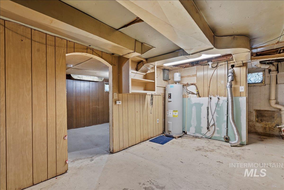 1104 E Dewey, Nampa, Idaho 83686, 2 Bedrooms, 1 Bathroom, Residential Income For Sale, Price $349,900,MLS 98997567