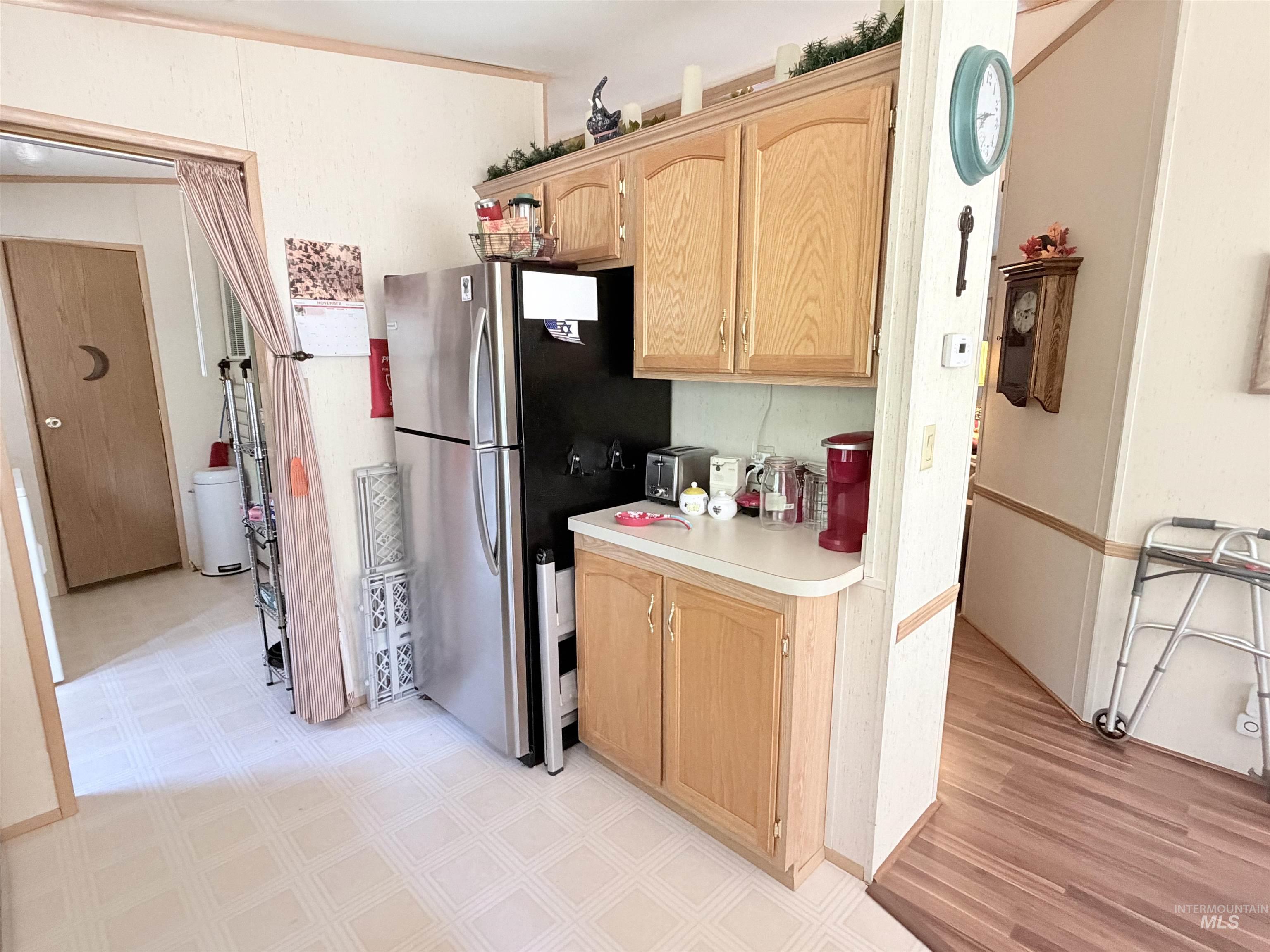 2 Snowbird Ln, Garden Valley, Idaho 83622, 3 Bedrooms, 2 Bathrooms, Residential For Sale, Price $424,000,MLS 98997569
