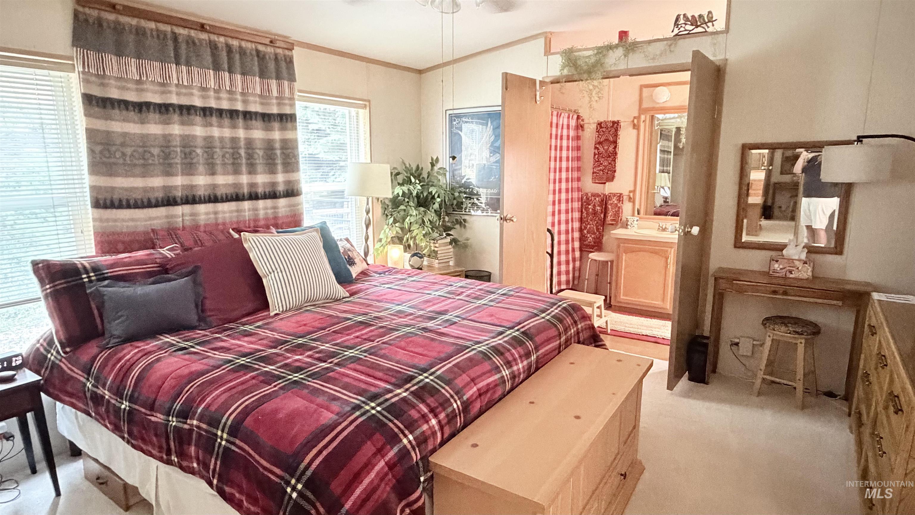 2 Snowbird Ln, Garden Valley, Idaho 83622, 3 Bedrooms, 2 Bathrooms, Residential For Sale, Price $424,000,MLS 98997569