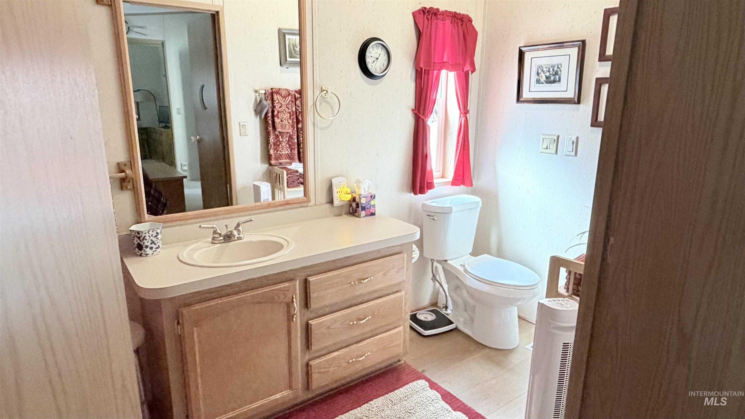 2 Snowbird Ln, Garden Valley, Idaho 83622, 3 Bedrooms, 2 Bathrooms, Residential For Sale, Price $424,000,MLS 98997569
