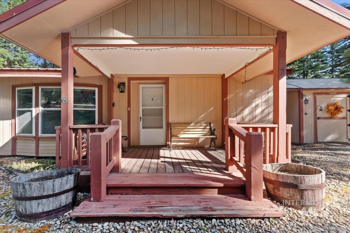 2 Snowbird Ln, Garden Valley, Idaho 83622, 3 Bedrooms, 2 Bathrooms, Residential For Sale, Price $424,000,MLS 98997569