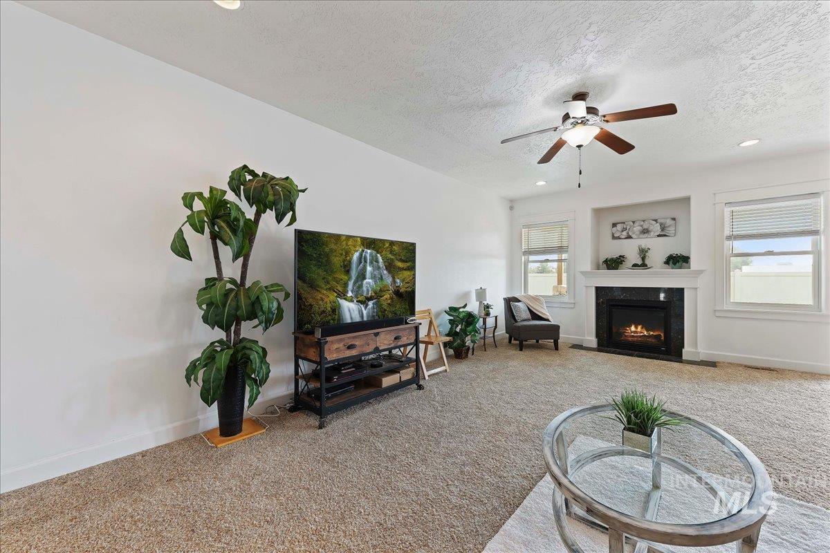 9466 S Kelsan Ave, Kuna, Idaho 83634, 4 Bedrooms, 2.5 Bathrooms, Residential For Sale, Price $699,900, 98997571